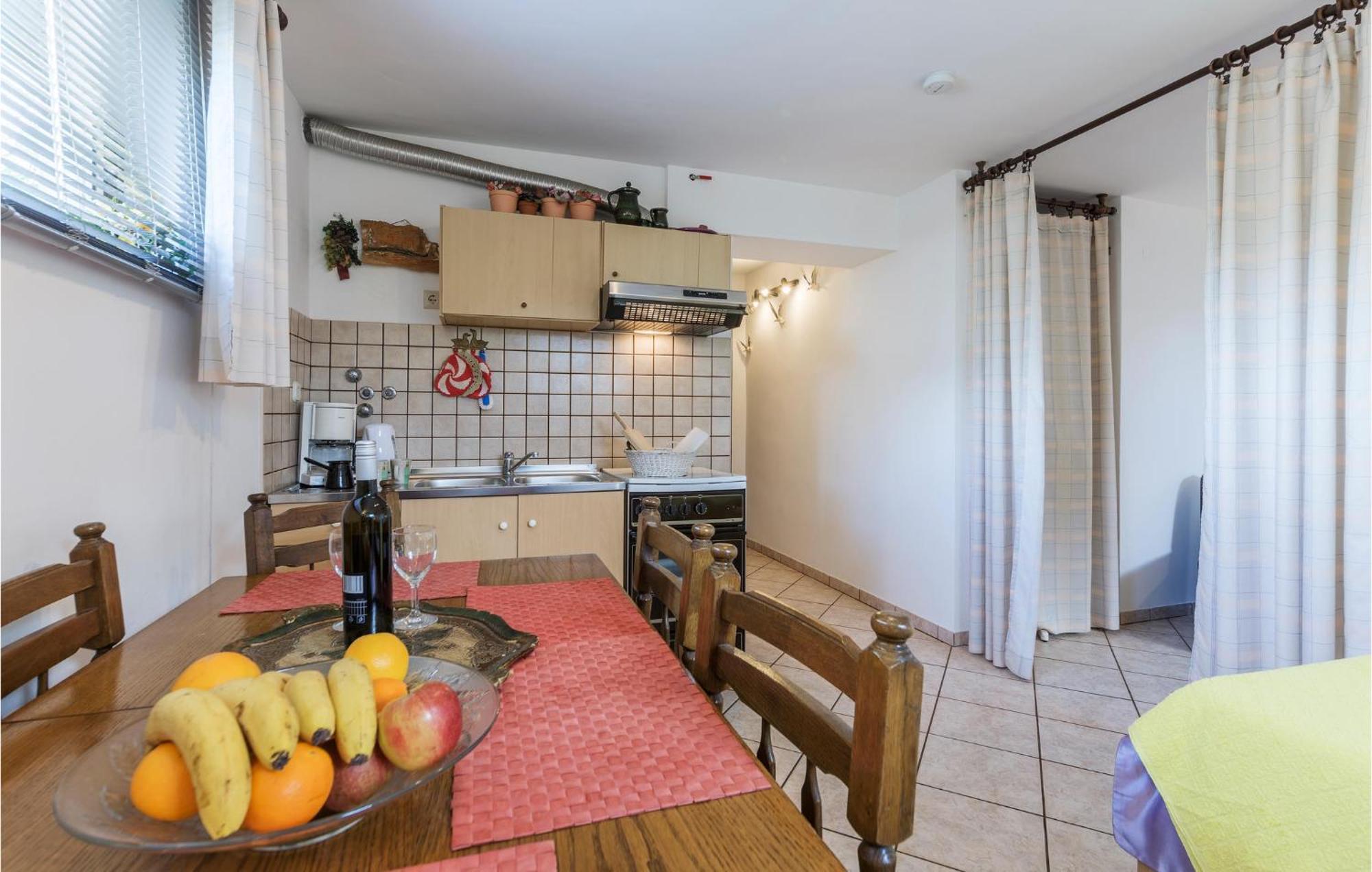 Gorgeous In With Wifi Apartment